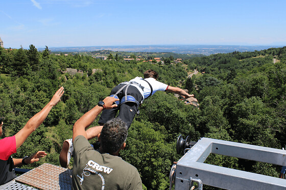 Saut à l'élastique au Viaduc de Pélussin (42)