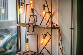 Atelier création d'une lampe design en cuivre