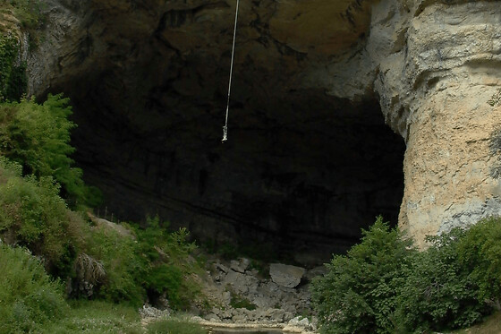 Saut à l'élastique de la Grotte du Mas d'Azil (09)