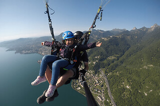 Vol en Parapente sur les bords du Lac Léman
