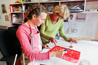 Atelier d'initiation à la teinture batik à Paris 8ème