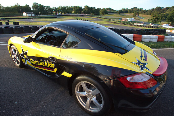 Stage de Pilotage Enfant proche d'Aix-en-Provence (13) - Audi TT roadster - 10 tours