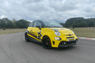 Stage de Pilotage Enfant en Fiat 500 à Trappes (78) - Fiat Abarth 500 Competizione - 4 Tours