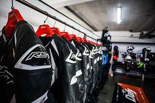 Baptême en passager de moto hypersport pour 2 - 2Ride Baptême - Magny-Cours (58)