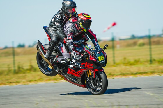 Baptême en passager de moto hypersport pour 2 - 2Ride Baptême - Magny-Cours (58)