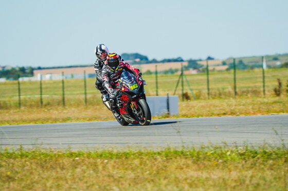 Baptême en passager de moto hypersport pour 2 - 2Ride Baptême - Magny-Cours (58)