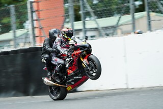 Un baptême en passager de moto hypersport pour 2 - 2Ride Baptême - Fontenay-le-Comte (85)