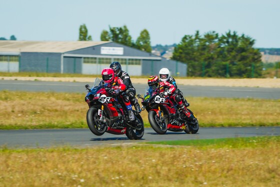 Baptême en passager de moto hypersport pour 2 - 2Ride Baptême - Magny-Cours (58)