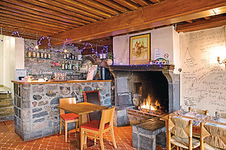 Séjour gourmand en duo à l'Auberge Le Cantou*** à Orcival (63)