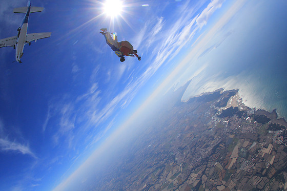 Saut en parachute - Vendée Evasion parachutisme - Le Chateau d'Olonne (85)
