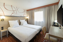 Futur Sure Hotel by Best Western Caen Memorial ***