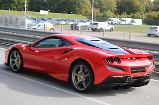 Découverte Ferrari F8 Tributo (2 tours) sur le Circuit de Haute Saintonge (17)