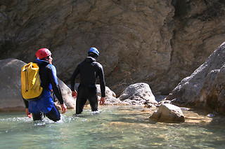 Une séance de "Canyon audace" pour groupe - Aquacanyon - Céret (66)