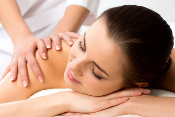 Un massage suédois à l'Hôtel Montaigne & Spa**** à Cannes (06)