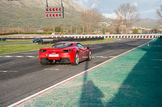 We Can Race - photo 0