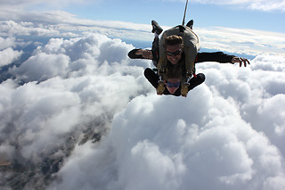 Saut en parachute en tandem - 109 parachutisme - Tallard (05)