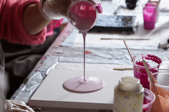 Atelier parent/enfant peinture fluide à Méry-sur-Oise (95)
