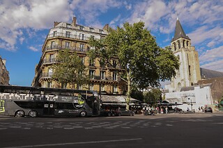 Un repas pour 2 à bord du Bus Toqué à Paris (75008)