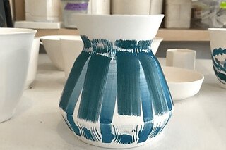Atelier de peinture sur dégourdi de porcelaine à Paris 18ème
